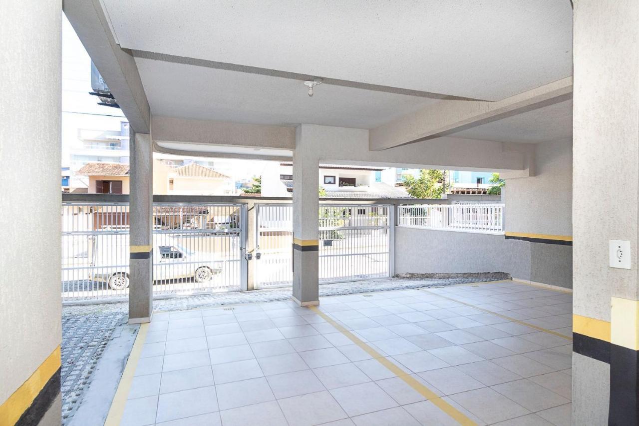 Apartamento 3 Quartos A 80M Mar| Bombas/Sc Bombinhas Bagian luar foto